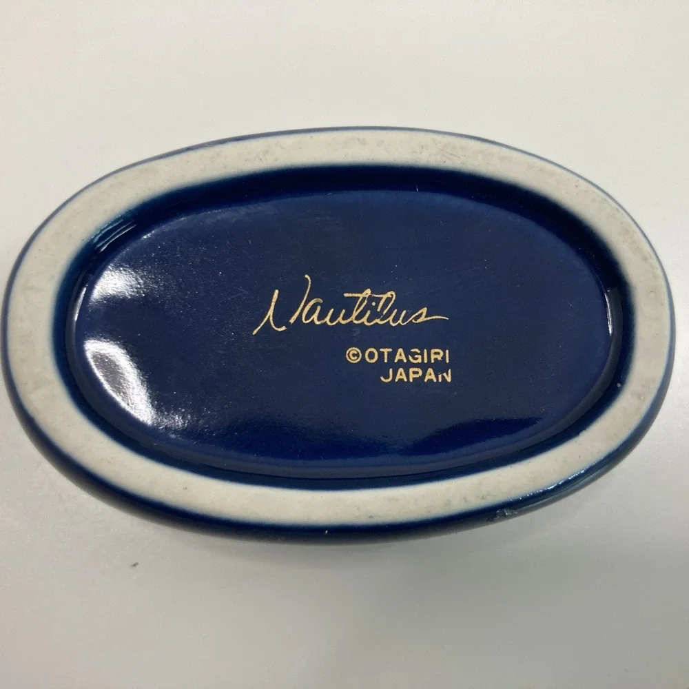 Vtg Otagiri Japan Nautilus Oval‎ Trinket Box Cobalt with Gold Accents Decor 3